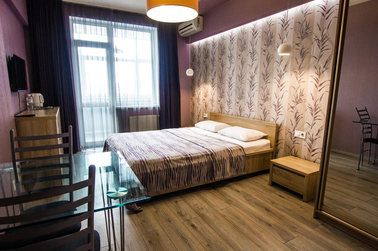 Solo Apartment Dragomanova Kyiv Exterior foto